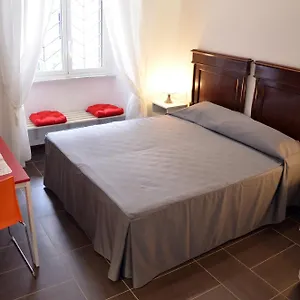 *** Guest house Maison Colosseo Italy